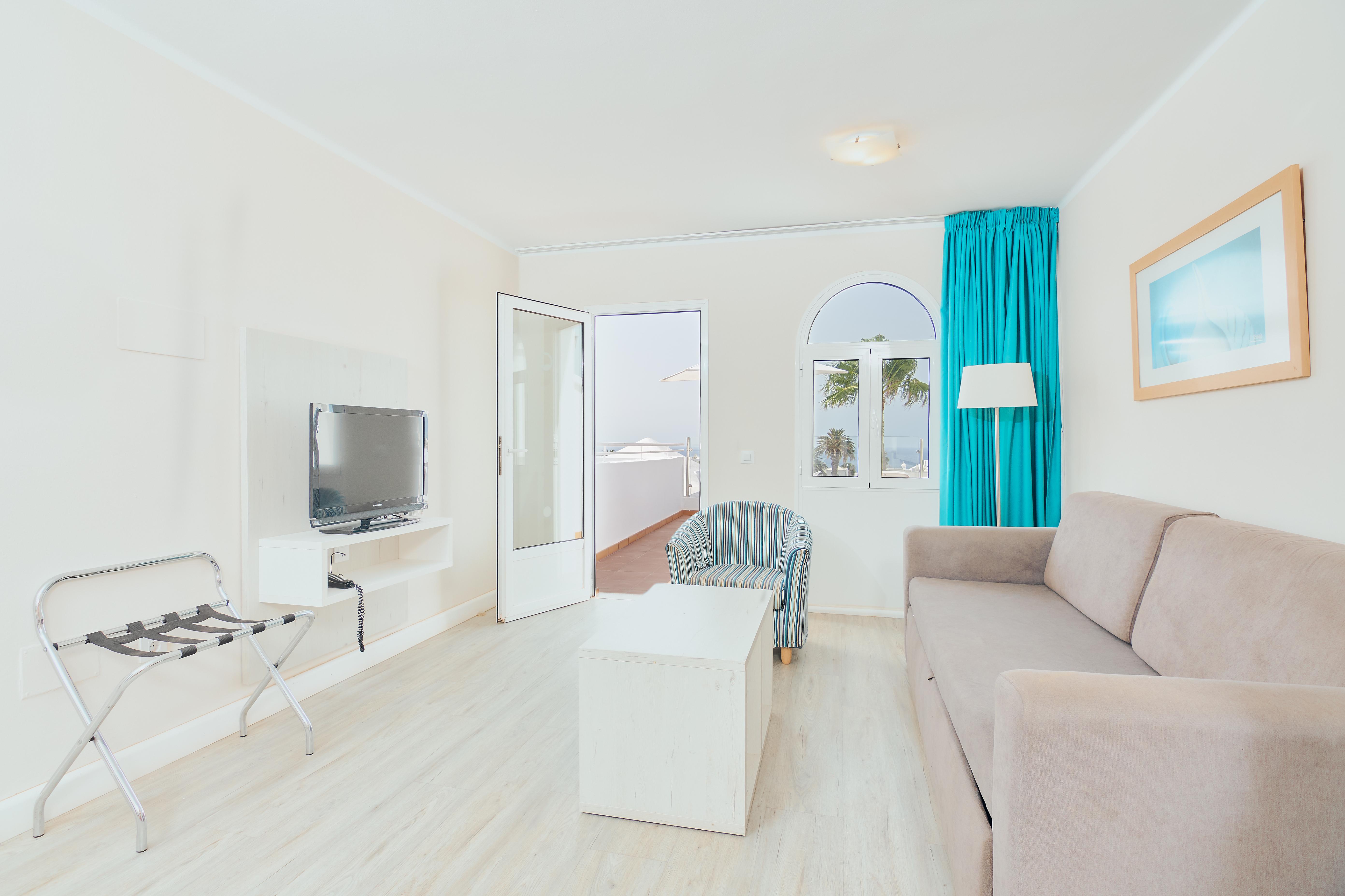 Apartahotel Gloria Izaro Club 4*